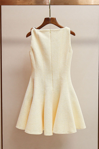 Asymmetric Strapless Yellow Pleated Built-In Neck Scarf Long Dress