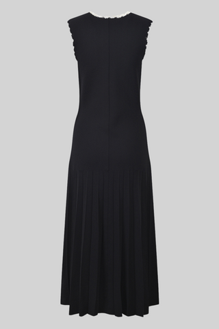 Pearl-Trimmed Sleeveless Flower Edges Knit Long Dress