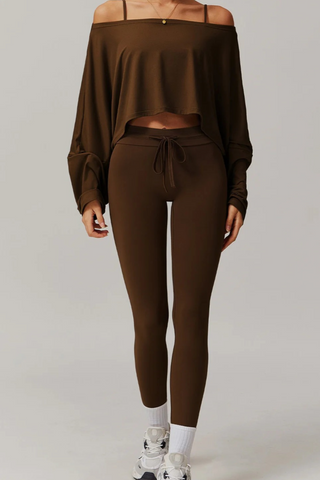 2-Piece Activewear Set – Skinny Pants & Oversized Crop Top