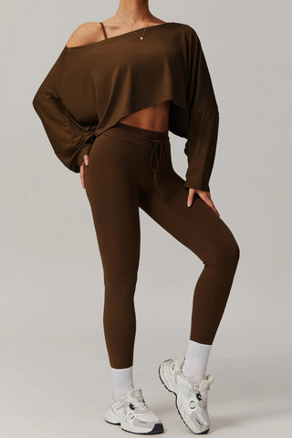 2-Piece Activewear Set – Skinny Pants & Oversized Crop Top