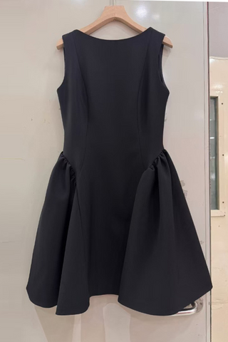 Round Neck Fit Sleeveless Flare Backless Mini Dress
