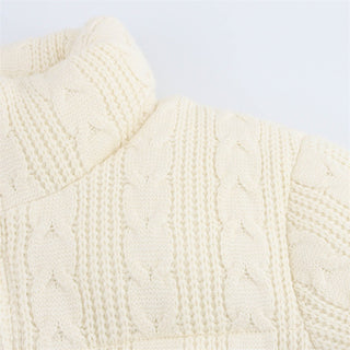 Cable-Knit Puffer Jacket with High Neck and Zip Front