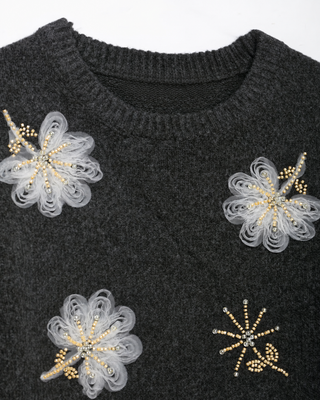 Floral Appliqué Beaded Short Sleeve Knit Top