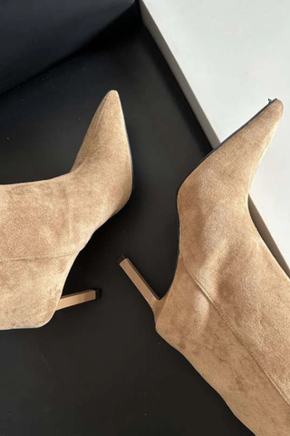 Pointed-Toe Suede Knee-High Stiletto Boots | Slim Fit, High Heel Winter Fashion Boots
