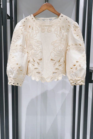 Leaf Embroidered Top & Mini Skirt Set – Scalloped Hem, Puff Sleeves & Matching Skirt