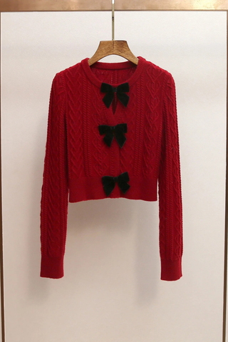 Chic Cable-Knit Sweater with Velvet Bows