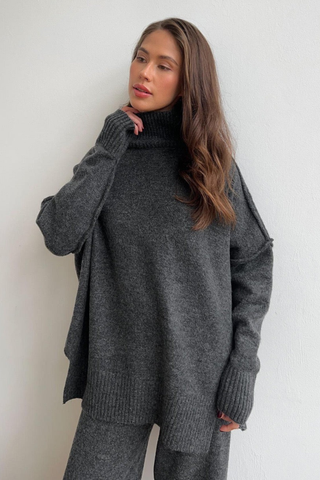 Soft Knit Two-Piece Set with Long-Sleeve Turtleneck and Relaxed Pants