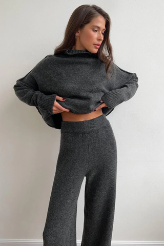 Soft Knit Two-Piece Set with Long-Sleeve Turtleneck and Relaxed Pants