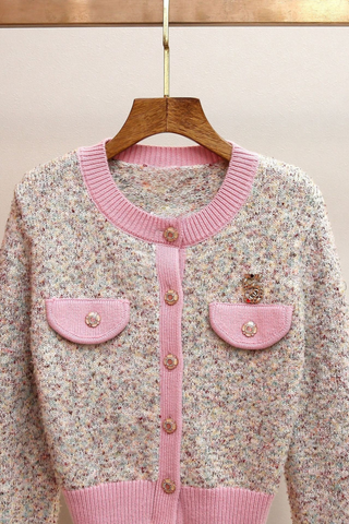 Cropped Knit Cardigan with Contrast Pink Pockets and Round Neck