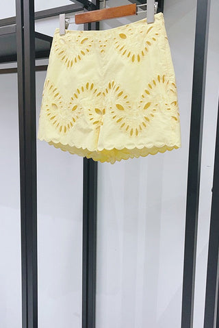 Sunshine Eyelet Co-Ord Set – Statement Sleeves, Scalloped Hem & Embroidered Shorts