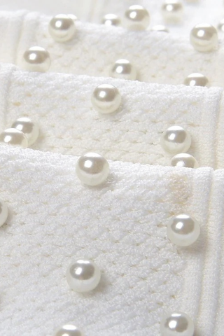 Pearl-Embellished Knit Long Dress – Sleeveless with Pleated Hem