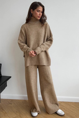 Soft Knit Two-Piece Set with Long-Sleeve Turtleneck and Relaxed Pants