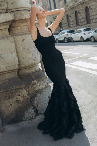 Glamorous Black Mermaid Long Dress Sleeveless Scoop Neck, Glitter Knit Bodice with 3D Rosette Feathered Skirt