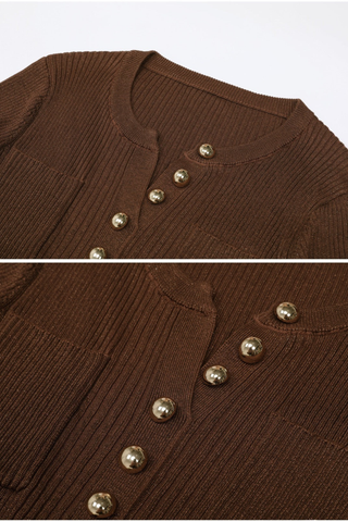 Metallic Ribbed Knit Long Sleeve Midi Dress with Gold Chain Belt