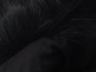 Tailored Fur Hem Shorts – Soft Fabric & Plush Trim