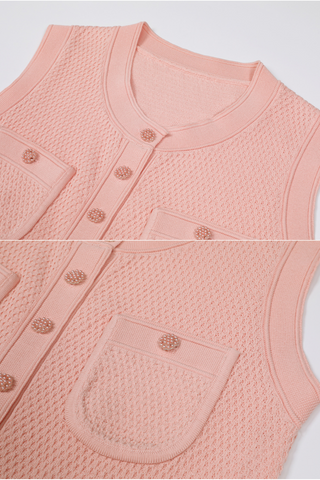 Elegant Sleeveless Textured Knit Long Dress with Button Front and Fitted Waistline