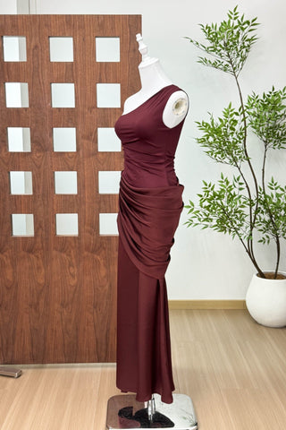 One Shoulder Ruched Long Dress with Draped Detail – Elegant Evening Fit