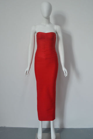 Strapless Bandage Midi Dress with Sculpted Sweetheart Neckline and Bodycon Fit