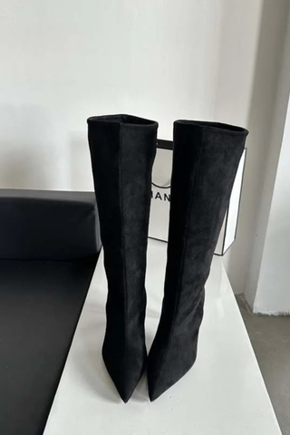 Pointed-Toe Suede Knee-High Stiletto Boots | Slim Fit, High Heel Winter Fashion Boots