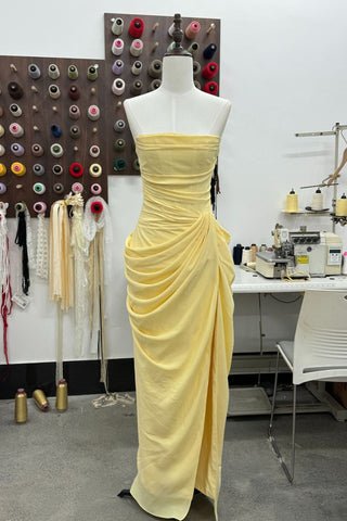 Strapless Ruched Long Dress with High Slit – Draped Waist & Smooth Fit