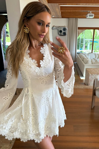 Lace Long Sleeve Mini Dress – V-Neck with Floral Detail & Adjustable Side Fit