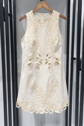 Cutout Embroidered Mini Dress – Sleeveless Design, Scalloped Hem & Classic Fit