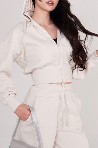 Two-Piece Sport Set with Cropped Zip Hoodie and High-Waisted Joggers