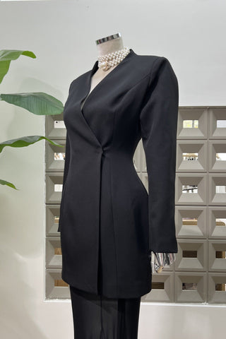 Long-Sleeve Structured Crepe Blazer & Pleated Mesh Skirt Set – Tailored Design