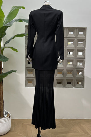 Long-Sleeve Structured Crepe Blazer & Pleated Mesh Skirt Set – Tailored Design