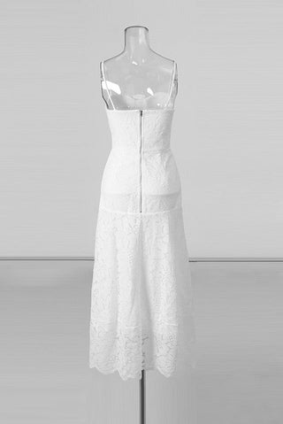 Sleeveless Floral Lace Midi Dress with Sweetheart Neckline and 3D Rose Detail