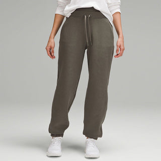 Two-Piece Sport Set with Cropped Zip Hoodie and High-Waisted Joggers
