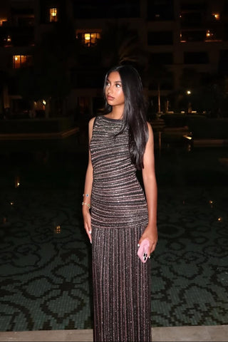 Sleeveless Textured Knit Top and Long Skirt Set – Premium Stretch Fabric