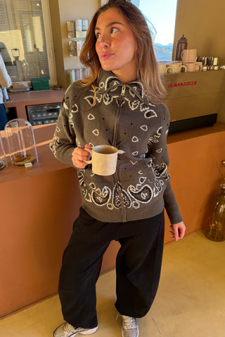 Fur Collar Zip-Up Knit Top – Long Sleeve Paisley Design