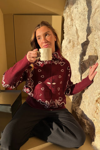 Fur Collar Zip-Up Knit Top – Long Sleeve Paisley Design