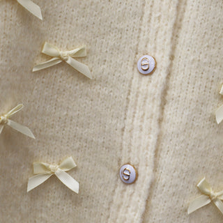 Soft Knitted Cardigan with Bow Details - Cozy & Stylish