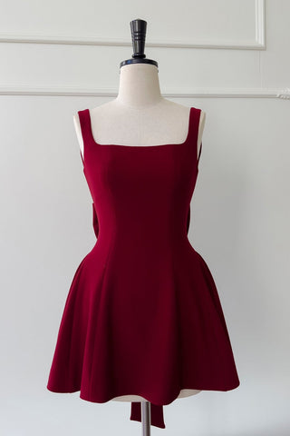 Elegant Burgundy Sleeveless Bow-Back Mini Dress