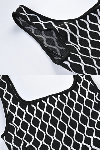 Black and White Patterned Knitted Sleeveless Mini Dress with Square Neckline